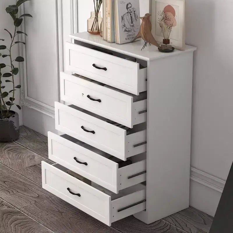 6-Drawer Wooden Dresser for Bedroom with Wide Metal Handles, Modern Farmhouse Style Chest of Drawers, Storage Organizer for Bedroom and Living Room