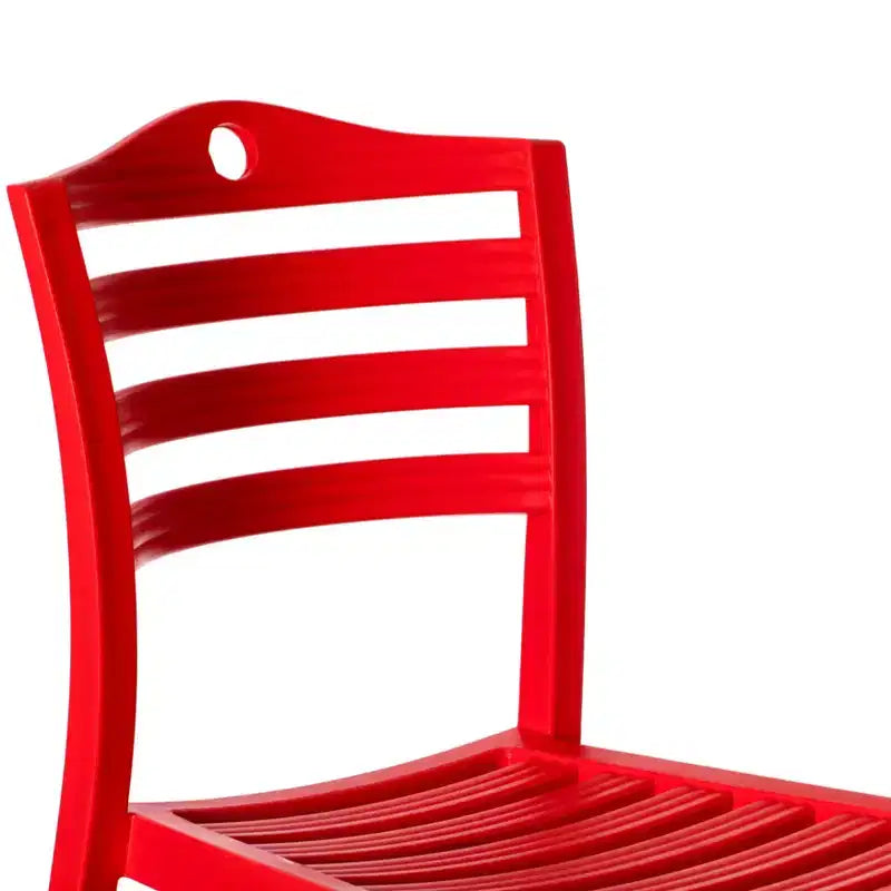 Chaise de salle à manger moderne en plastique avec dossier échelle