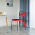 Chaise de salle à manger moderne en plastique avec dossier échelle
